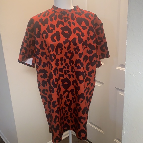 Leopard Print High Neck Short Sleeve Shirt Dress, Size 10, Good Condition. (NWT) - Picture 5 of 6